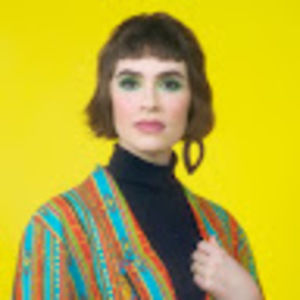 Meet your Posher, Julia